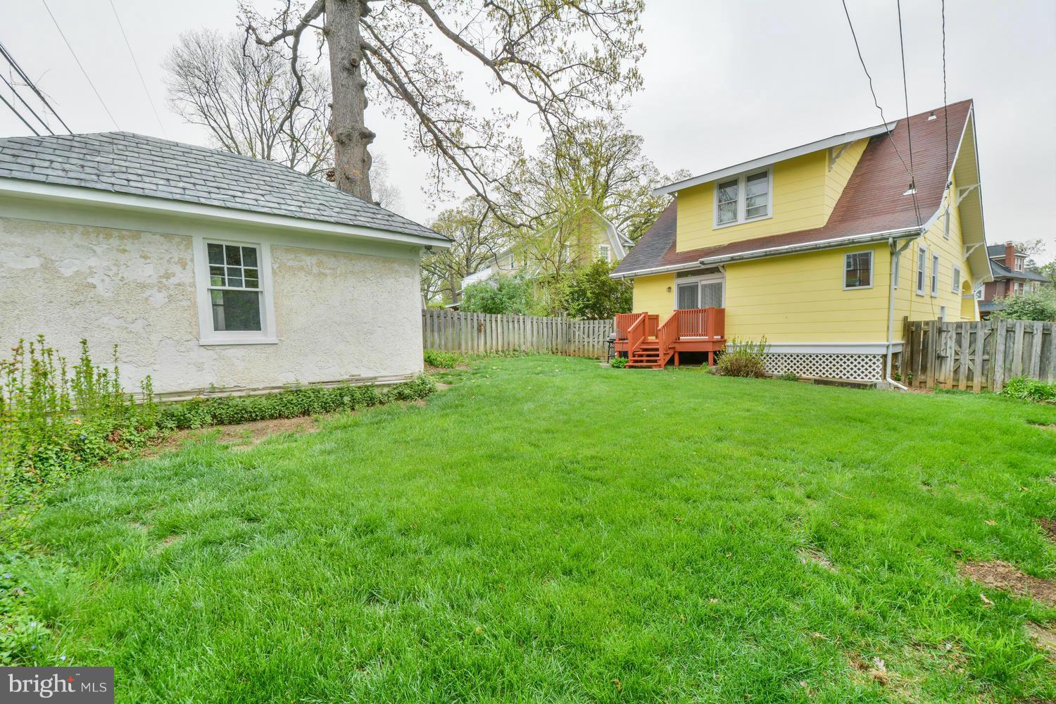 10 Mallow Hill Road Baltimore, MD 21229 - Photo 30 of 30 a view of a house with a yard and sitting area