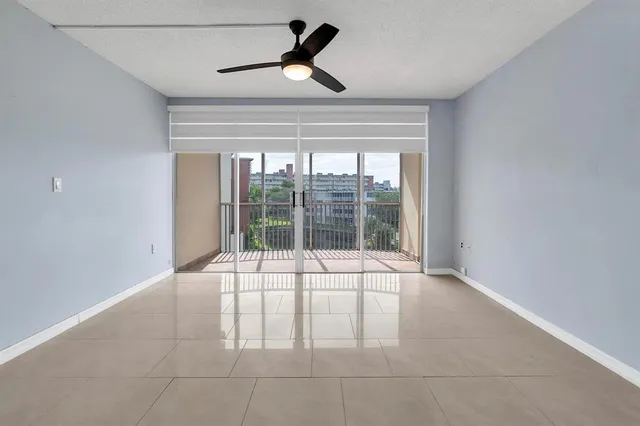 a view of a large window with an outdoor space