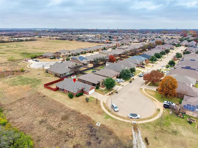 $330,000 | 11816 Anna Grace Drive, Fort Worth, TX 76028