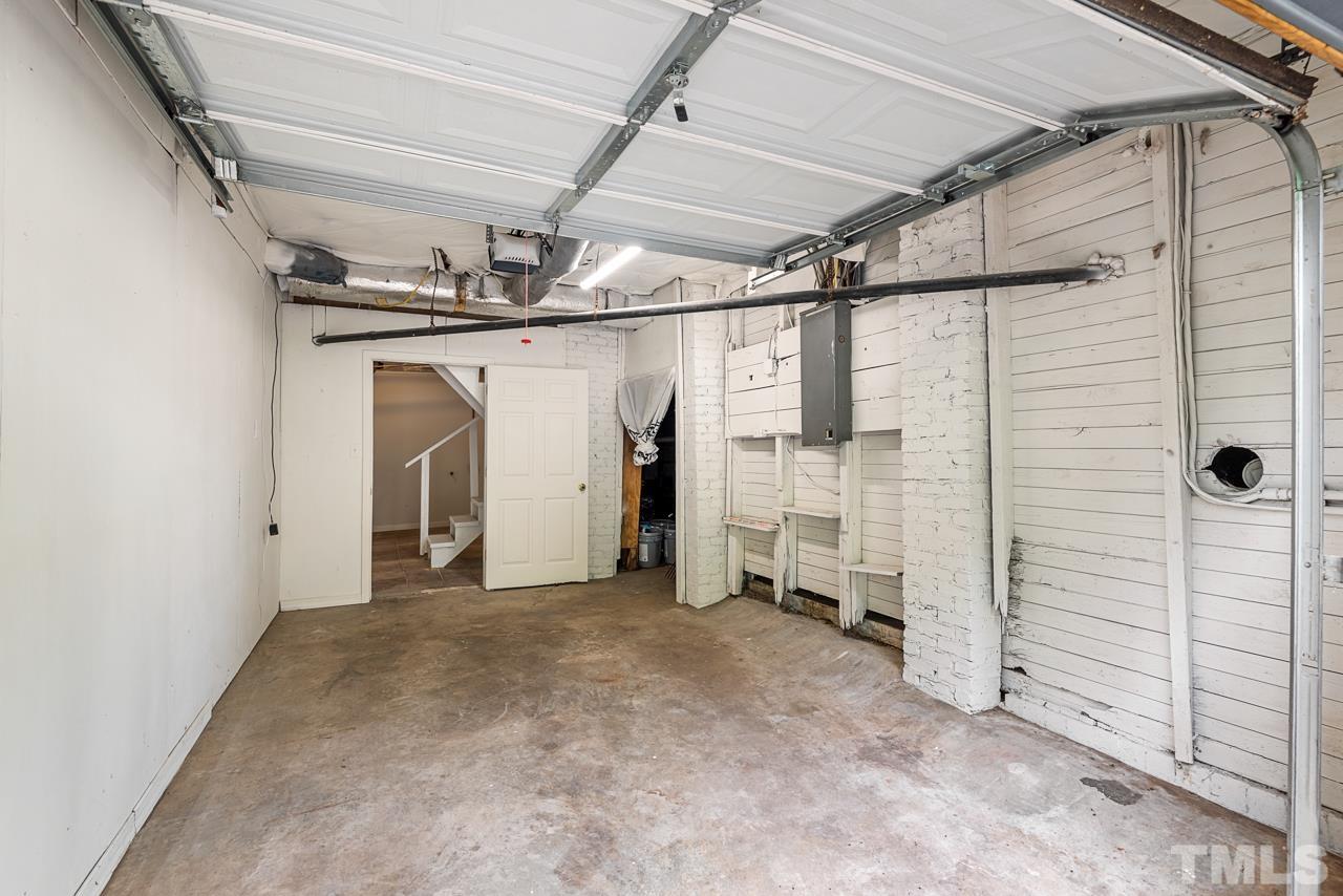 2201 University Drive Durham, NC 27707 - Photo 39 of 43 a view of empty room with white walls