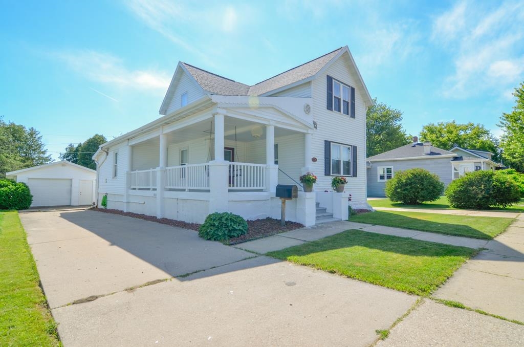 416 Main Street Oconto, WI 54153 - Photo 33 of 42