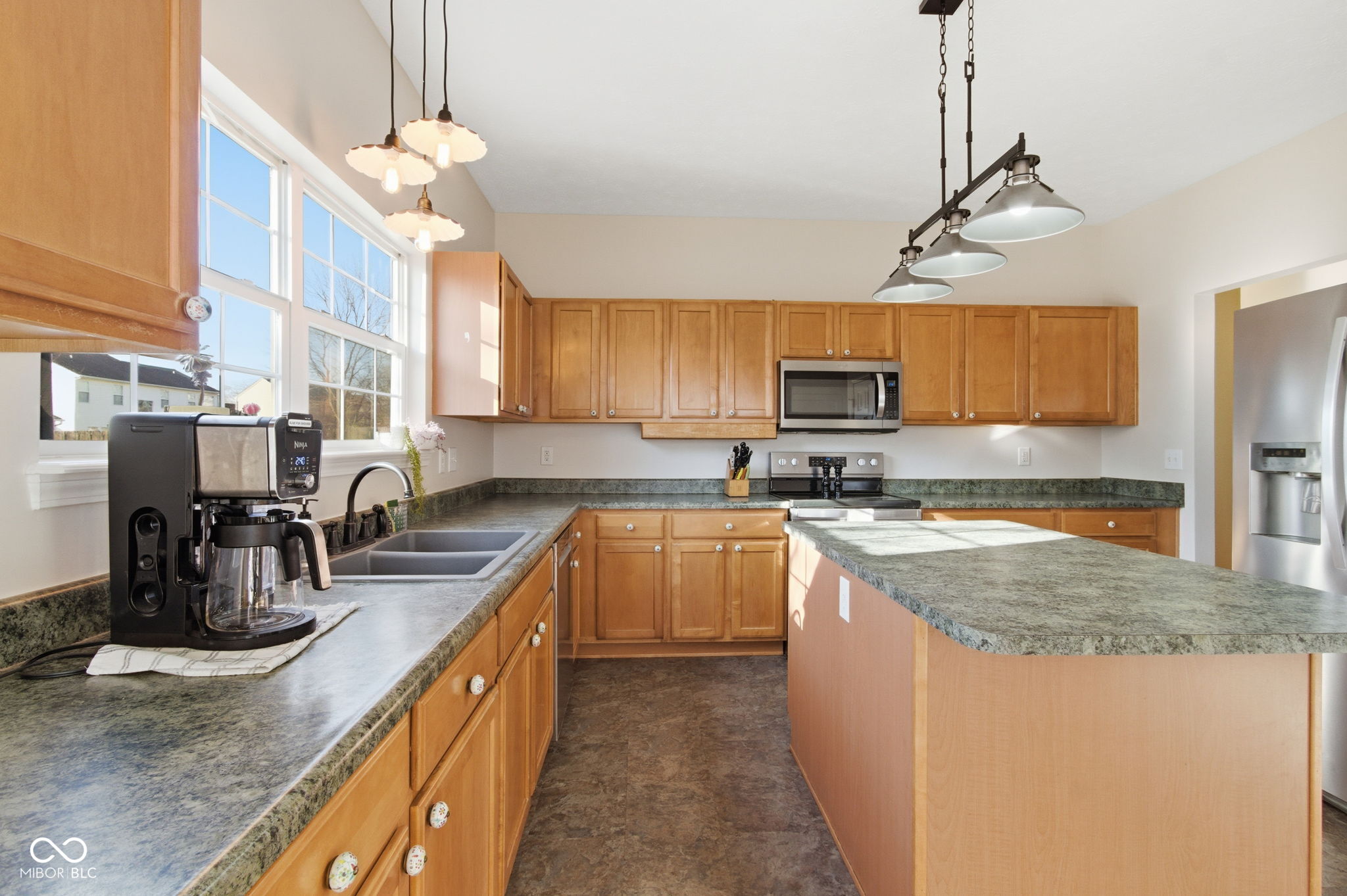 12664 Redskins Avenue Fishers, IN 46037 - Photo 13 of 37