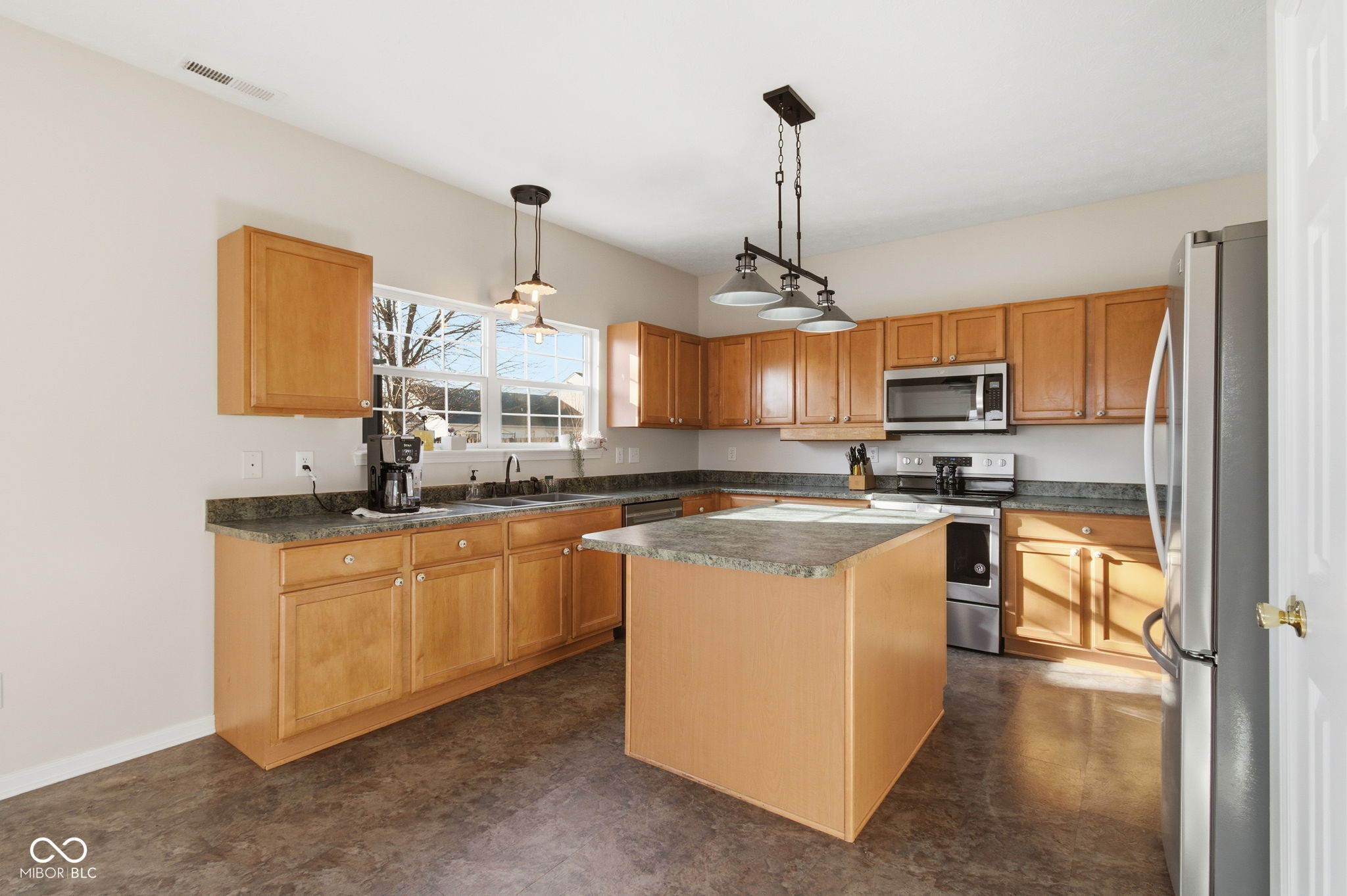 12664 Redskins Avenue Fishers, IN 46037 - Photo 15 of 37