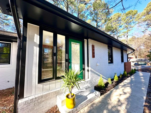 $675,000 | 3903 Kelly Drive, Durham, NC 27707