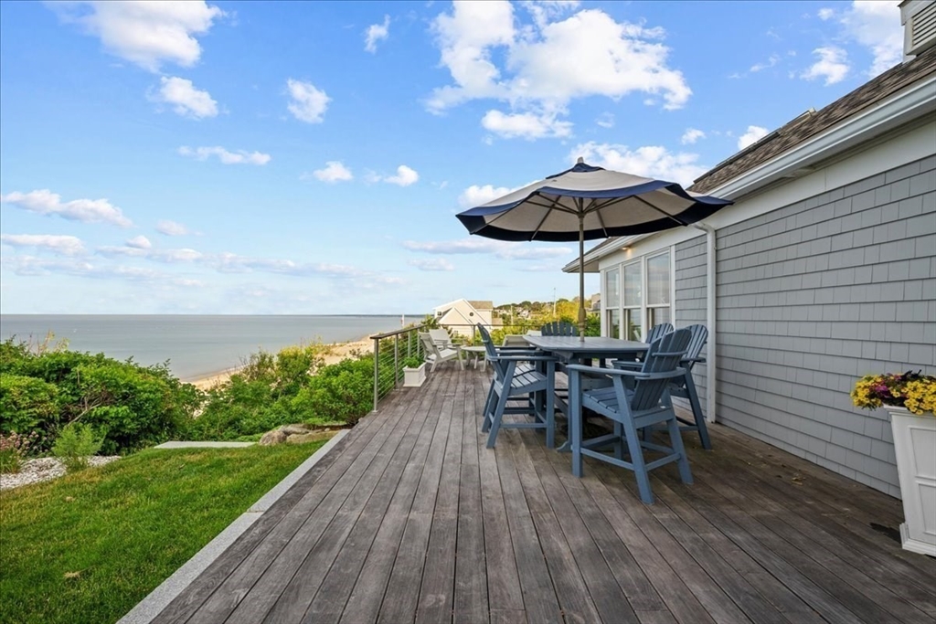 88 Sagamore Road Bourne, MA 02562 - Photo 31 of 42