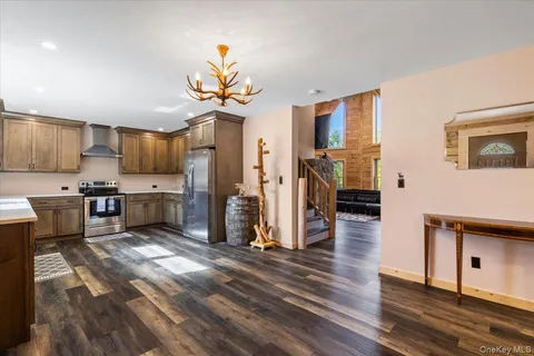 $999,000 | 76 Woodlands Trail, Clinton Corners, NY 12514