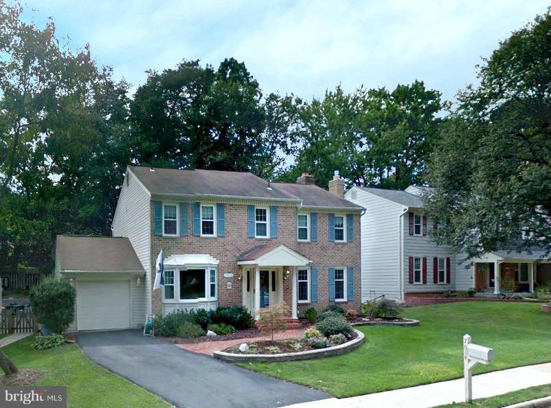 7014 Flax Street Springfield, VA 22152 - Photo 2 of 30 Exterior (Front)