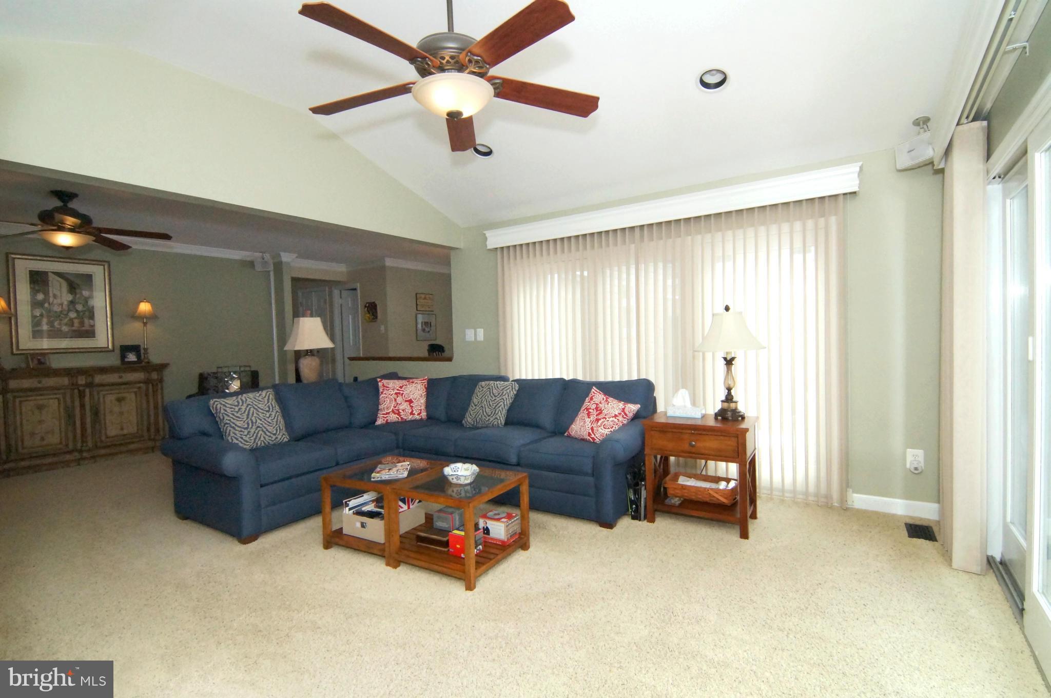 7014 Flax Street Springfield, VA 22152 - Photo 20 of 30 Family Room