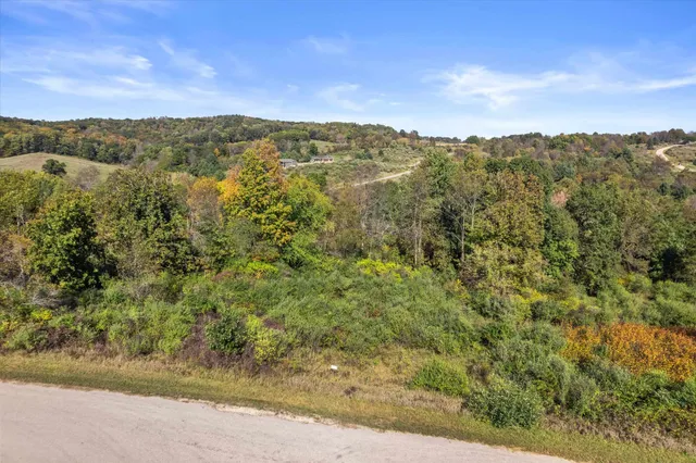 $14,989 | 1367 Icicle, La Valle, WI 53941