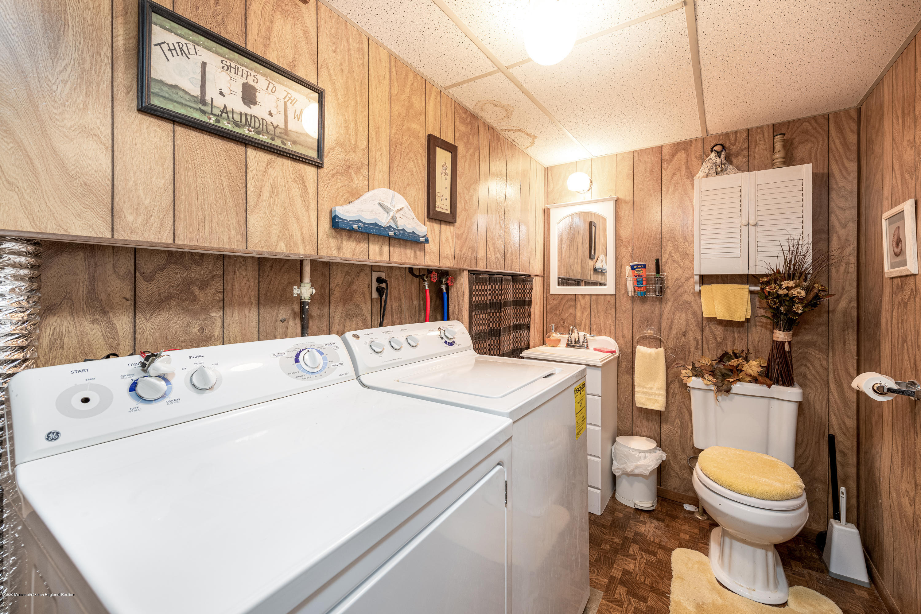 127 Darien Road Howell, NJ 07731 - Photo 7 of 14 Laundry Room and Half Bath