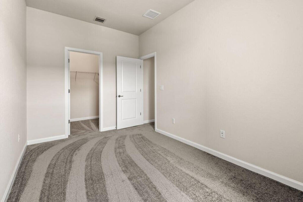 1805 Southeast Ocean Cove Way Stuart, FL 34996 - Photo 14 of 23 14