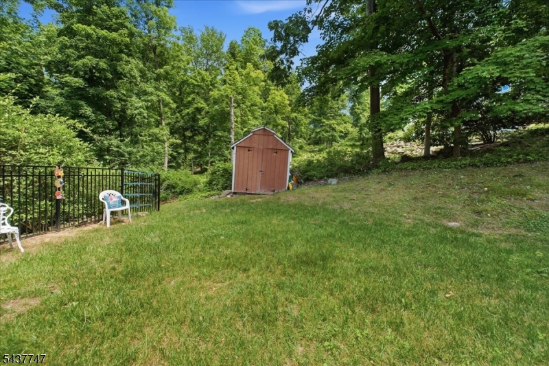1 Woodlawn Road Sparta, NJ 07871 - Photo 28 of 45