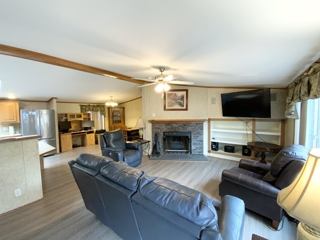 28 Holiday Road Holbrook, MA 02343 - Photo 7 of 20 Gallery Image 7