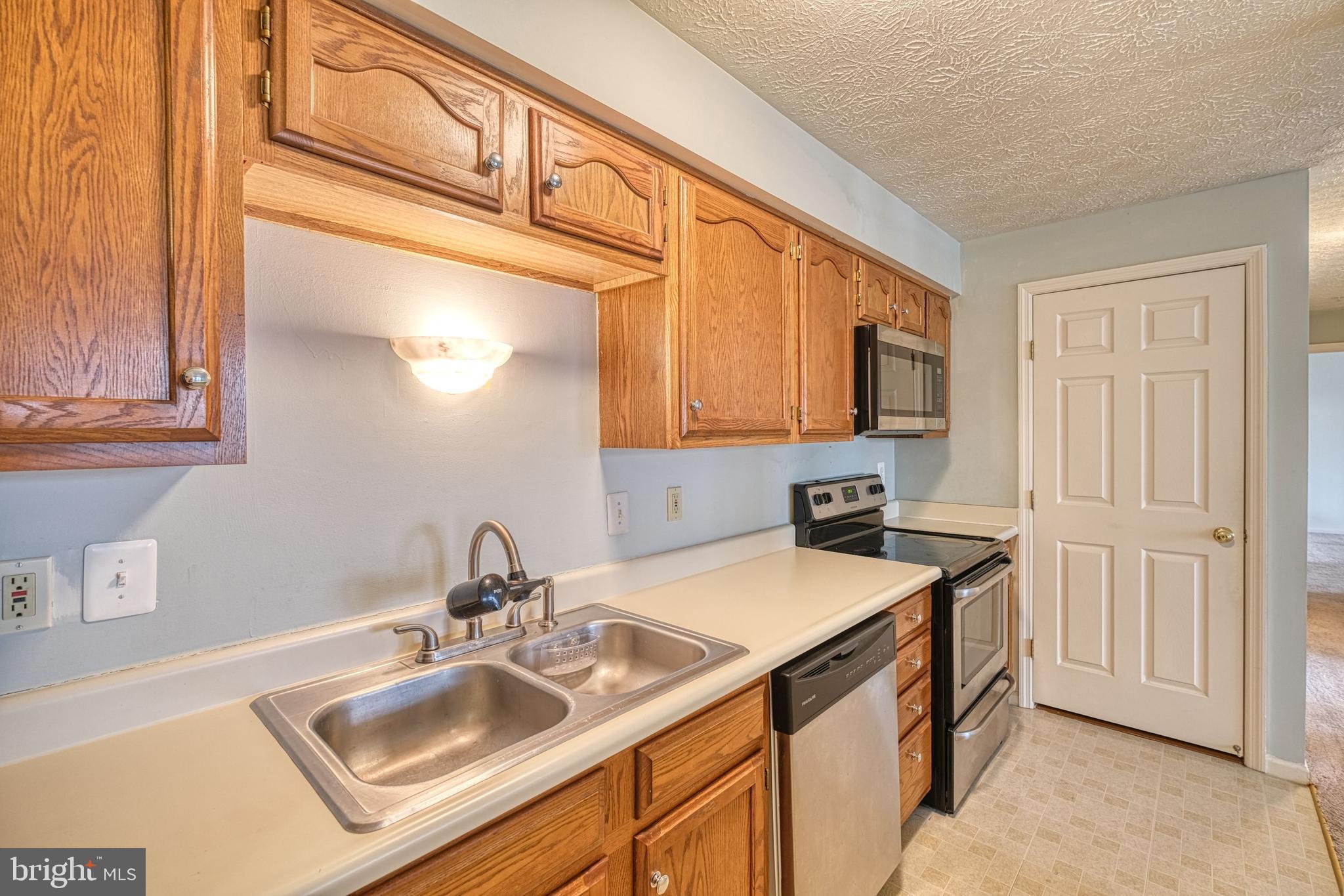 863 Deering Road, Unit 9H Pasadena, MD 21122 - Photo 16 of 26 Gallery Image 16