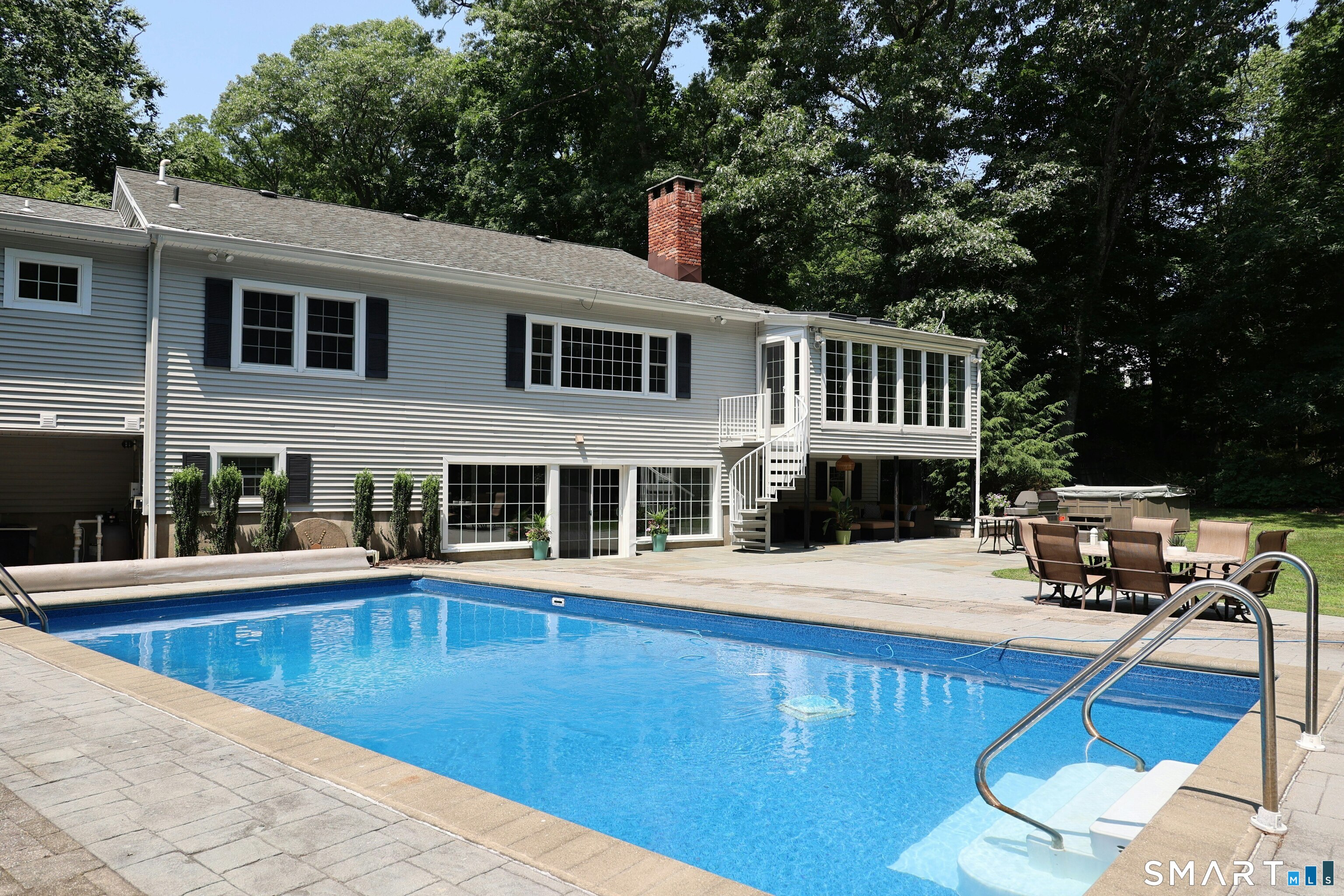 59 Rising Ridge Road Ridgefield, CT 06877 - Photo 4 of 40