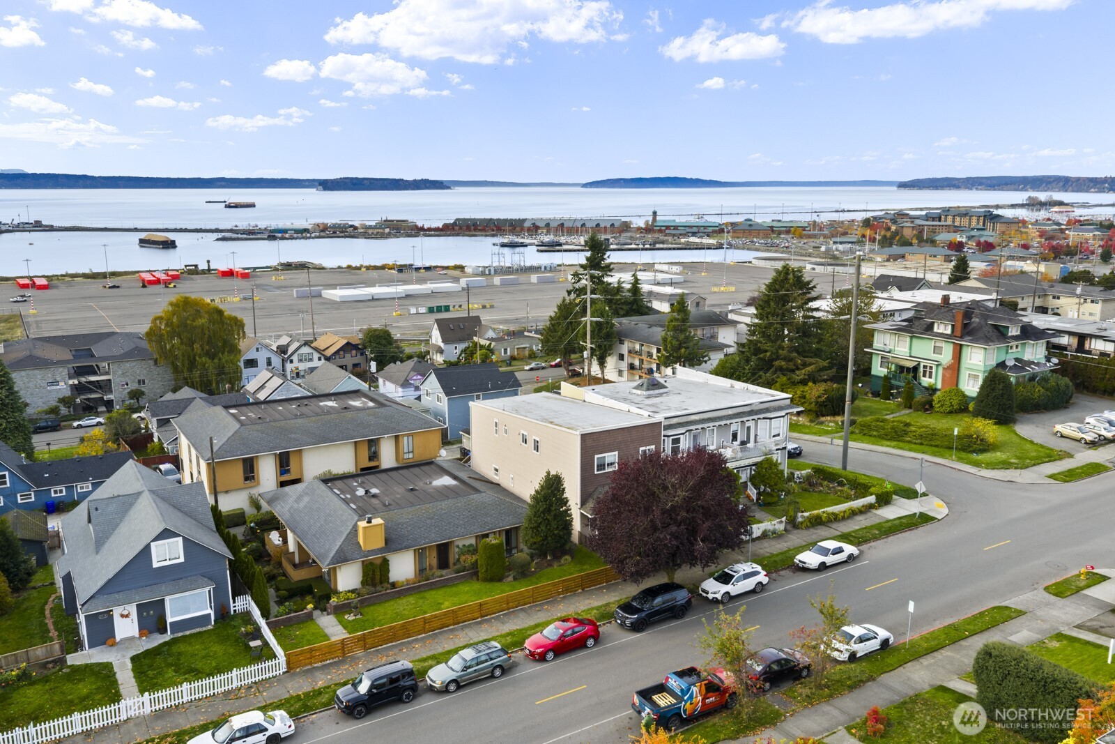 2510 Rucker Avenue, Unit 1 Everett, WA 98201 - Photo 31 of 34 a view of a city