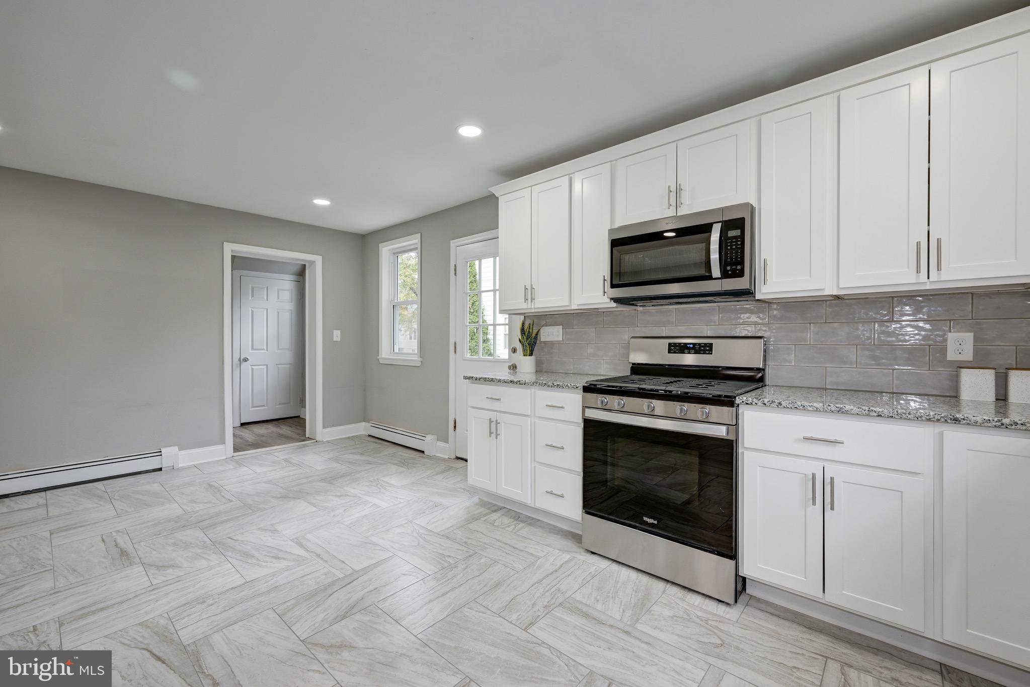 208 Delaware Avenue Palmyra, NJ 08065 - Photo 21 of 45