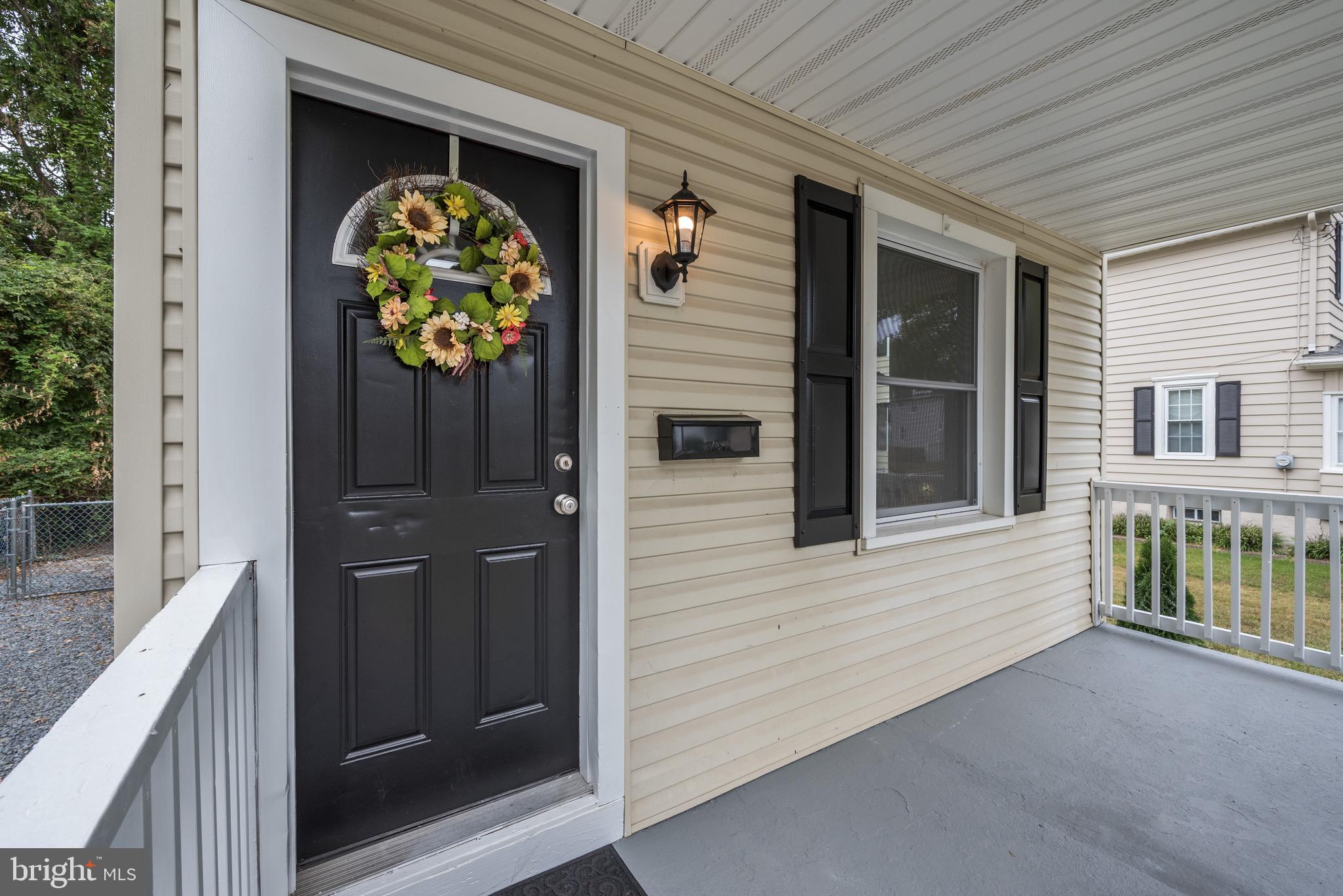 208 Delaware Avenue Palmyra, NJ 08065 - Photo 5 of 45