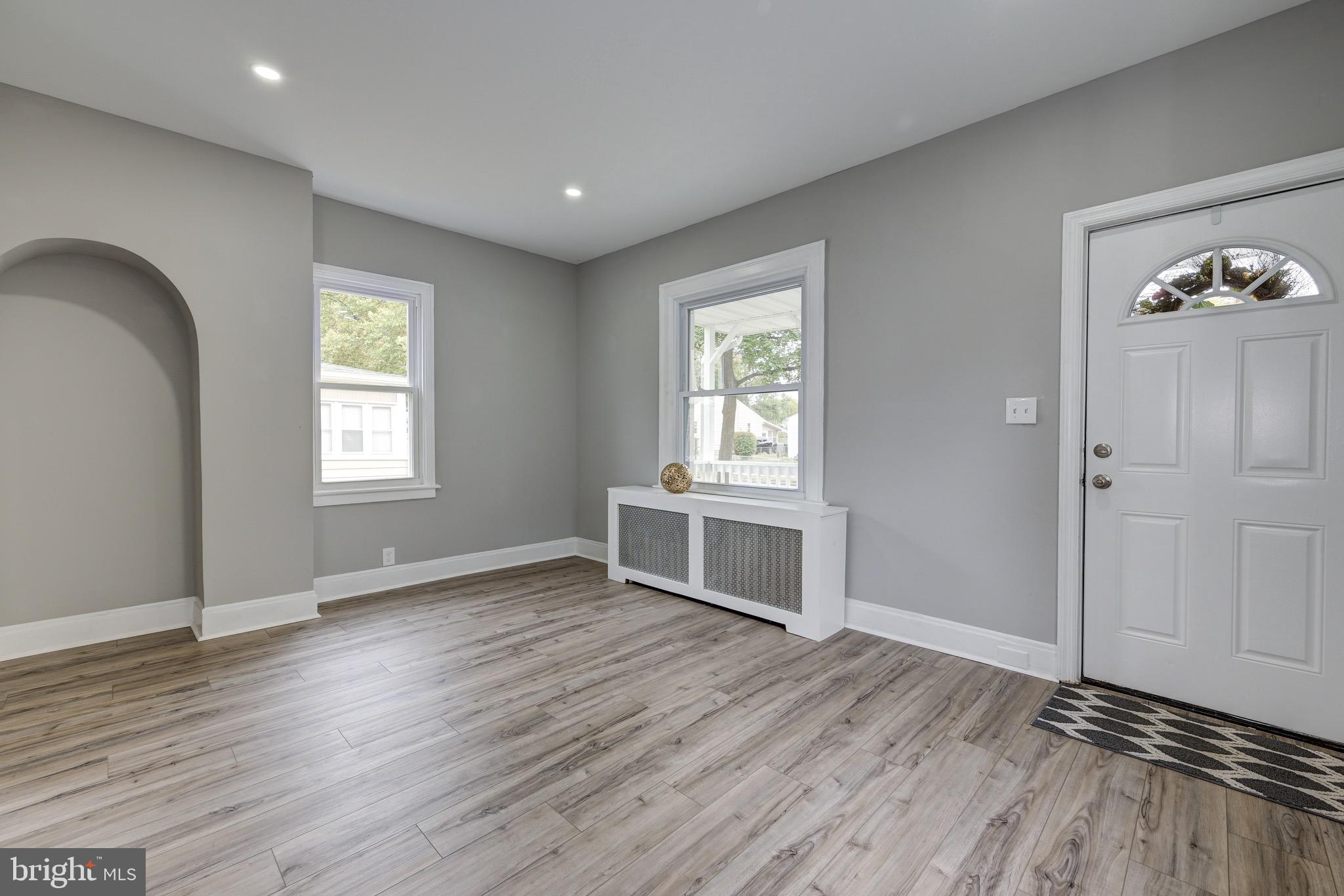 208 Delaware Avenue Palmyra, NJ 08065 - Photo 7 of 45