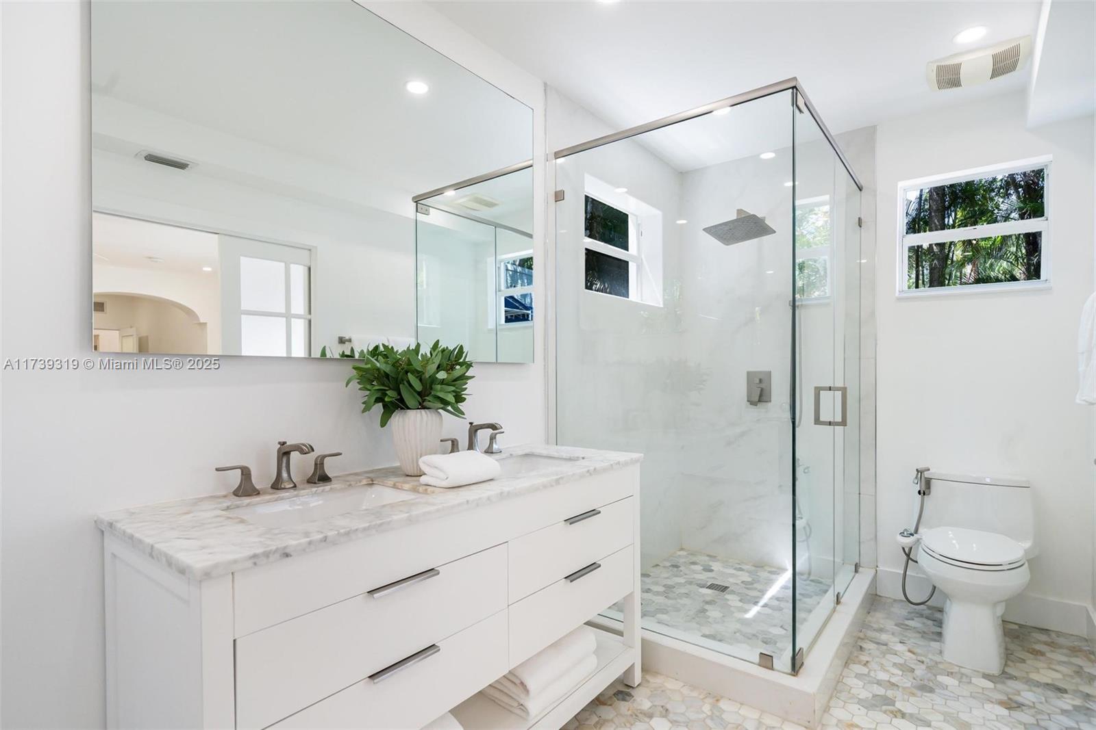 1774 Opechee Drive Coconut Grove, FL 33133 - Photo 11 of 22