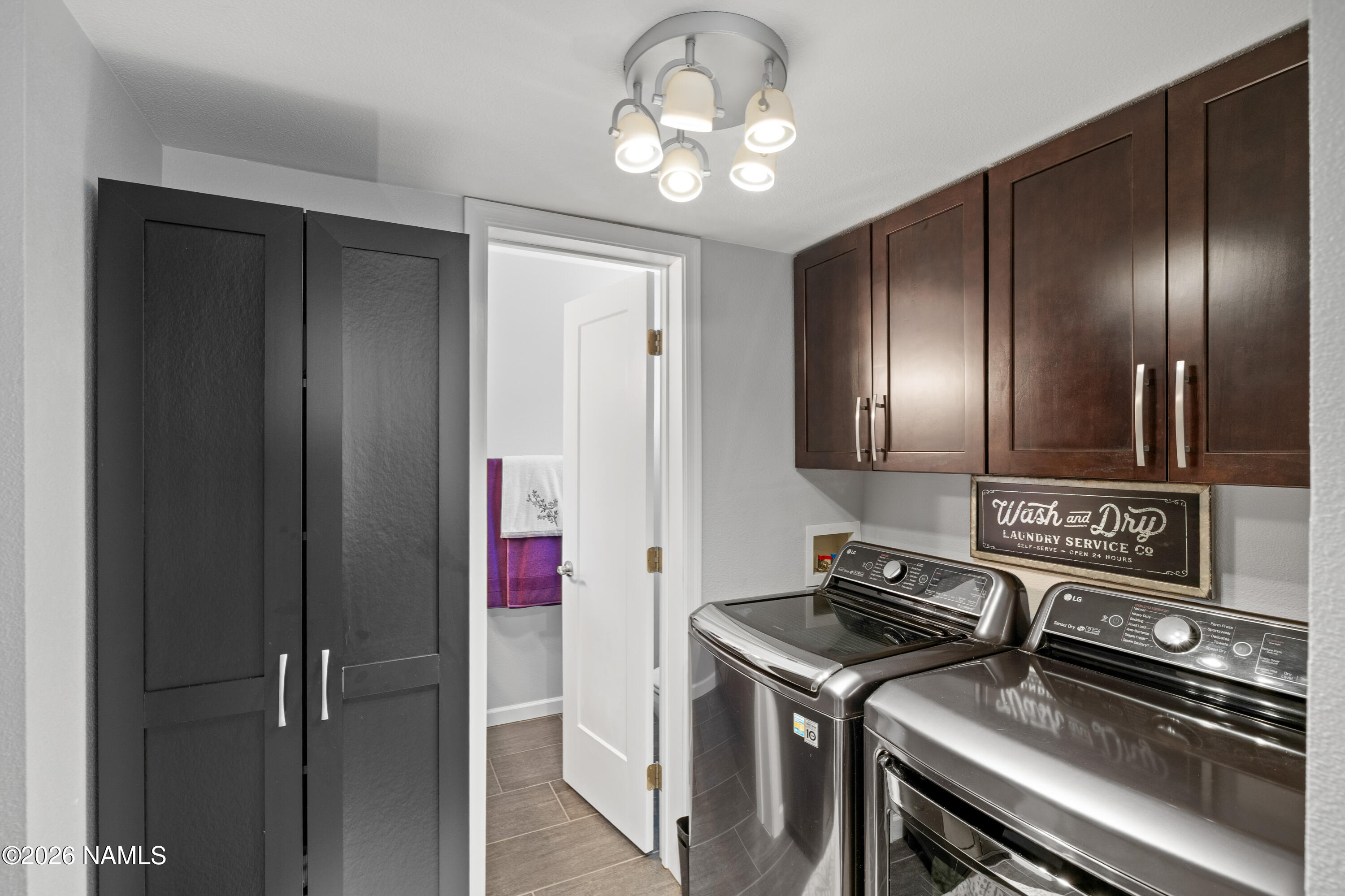 2536 East Eva Loop Flagstaff, AZ 86004 - Photo 15 of 37 a kitchen with a stove and a refrigerator
