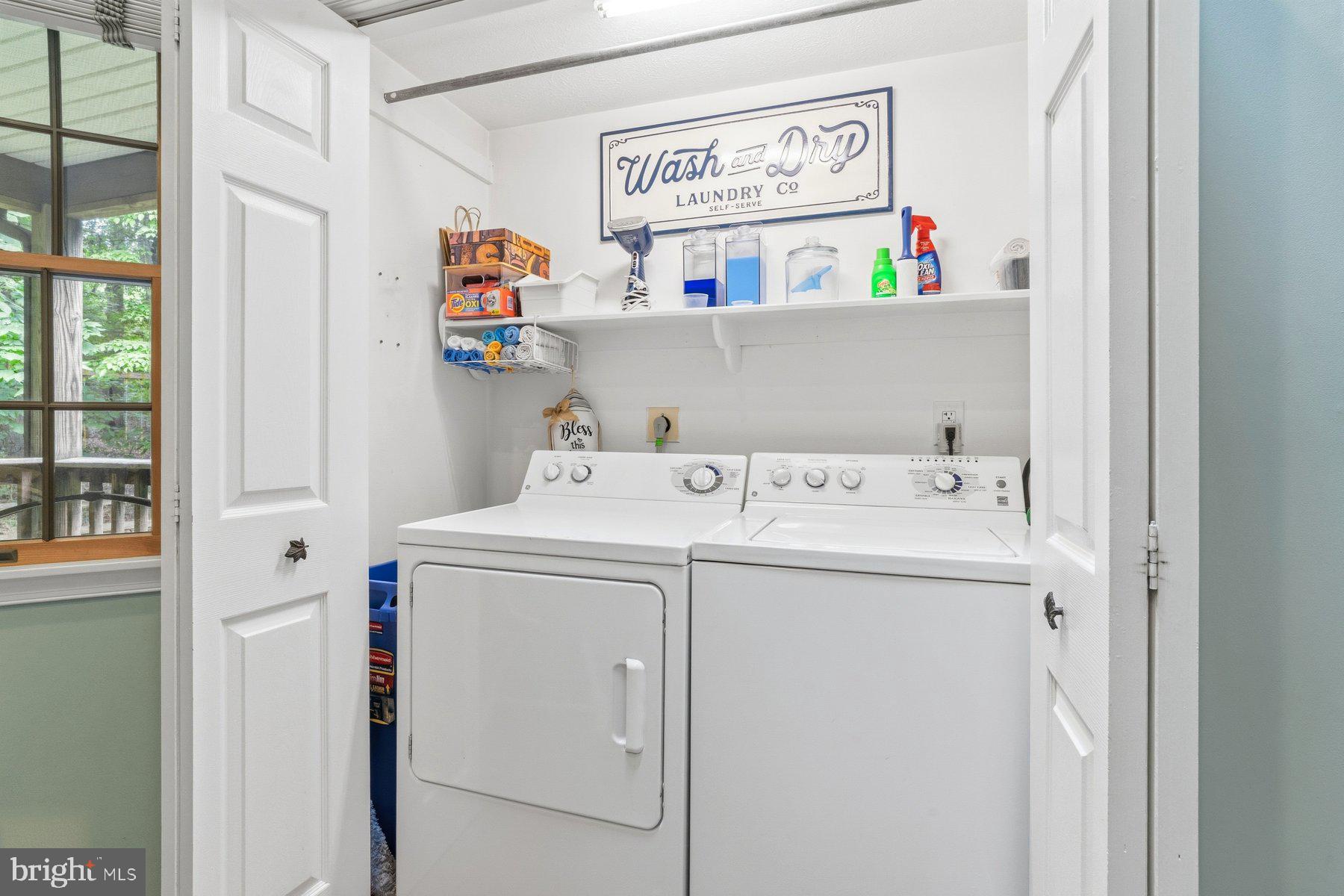 3788 Roop Road New Windsor, MD 21776 - Photo 12 of 33 Main level laundry