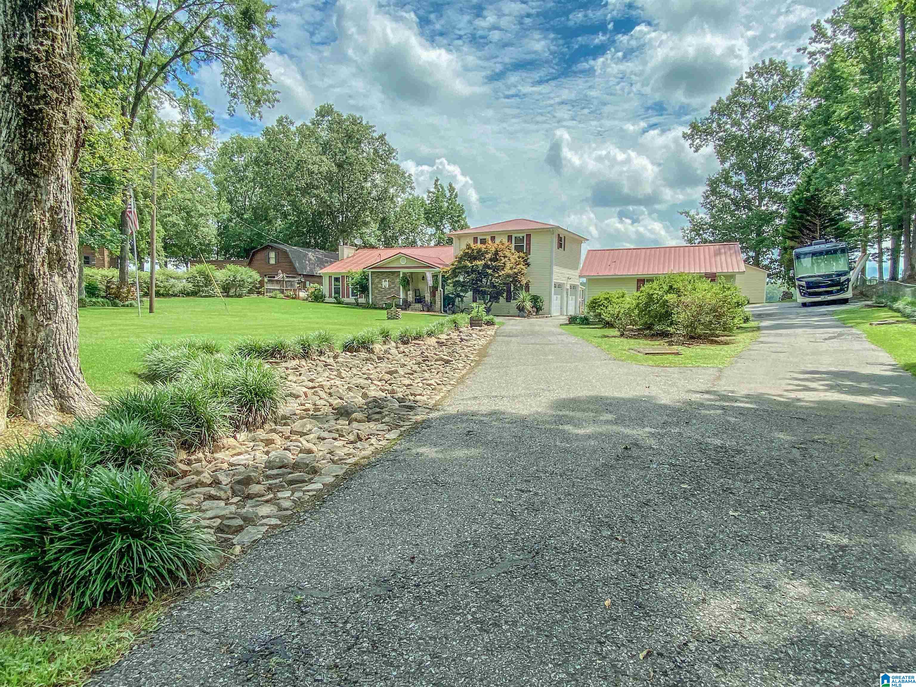 20 Lonesome Pne Road Riverside, AL 35135 - Photo 7 of 50 Gallery Image 7