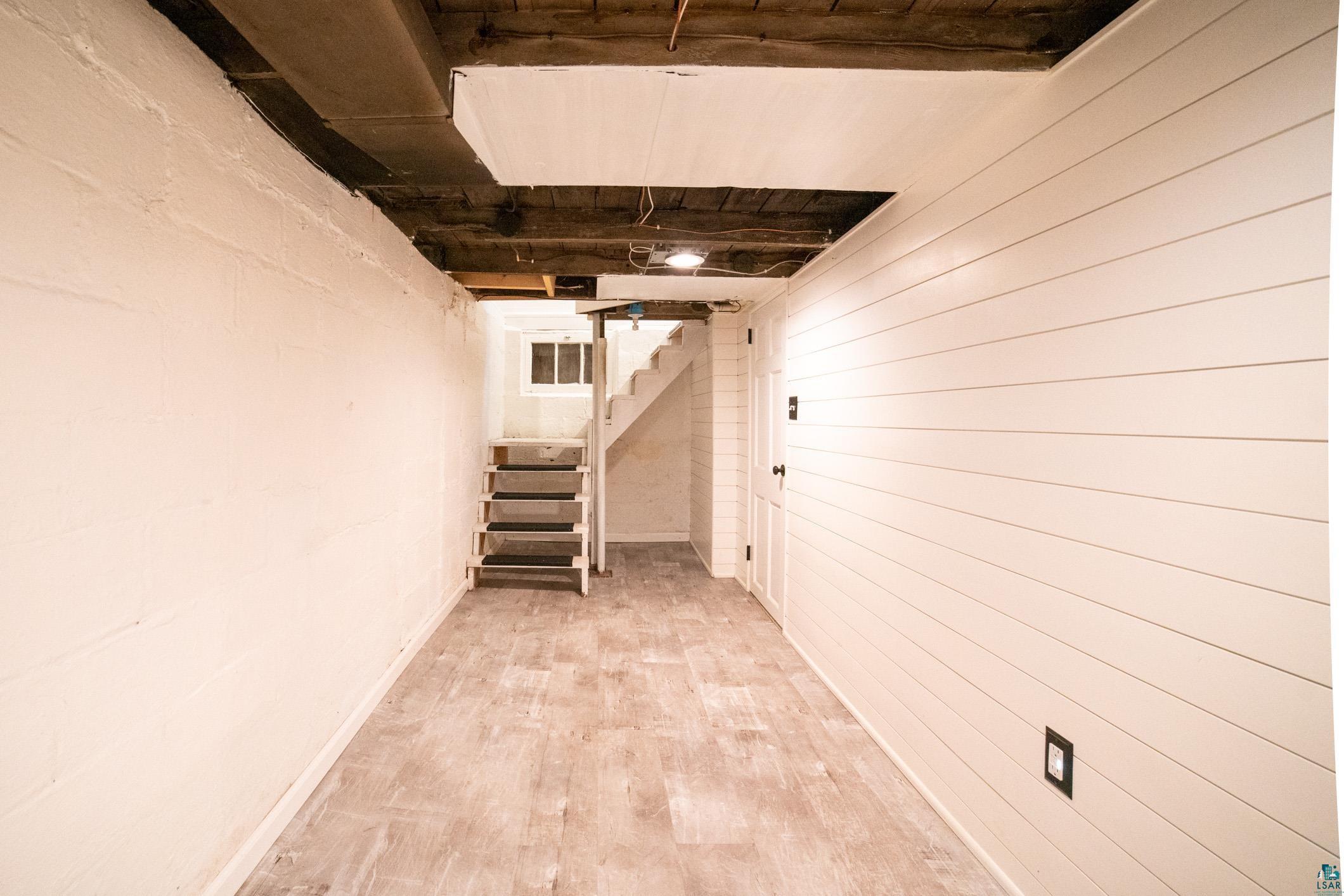 2846 Hutchinson Road Duluth, MN 55811 - Photo 17 of 29 Gallery Image 17