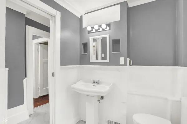 $235,000 | 1511 East Edwards Avenue, Indianapolis, IN 46227