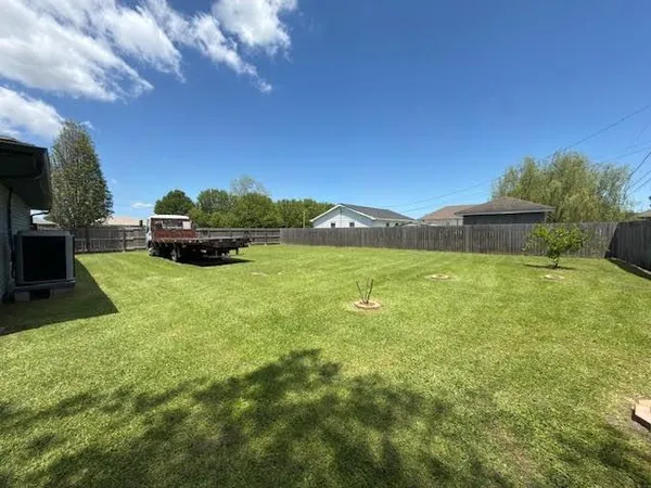 $189,999 | 63 Packenham Avenue, Chalmette, LA 70043