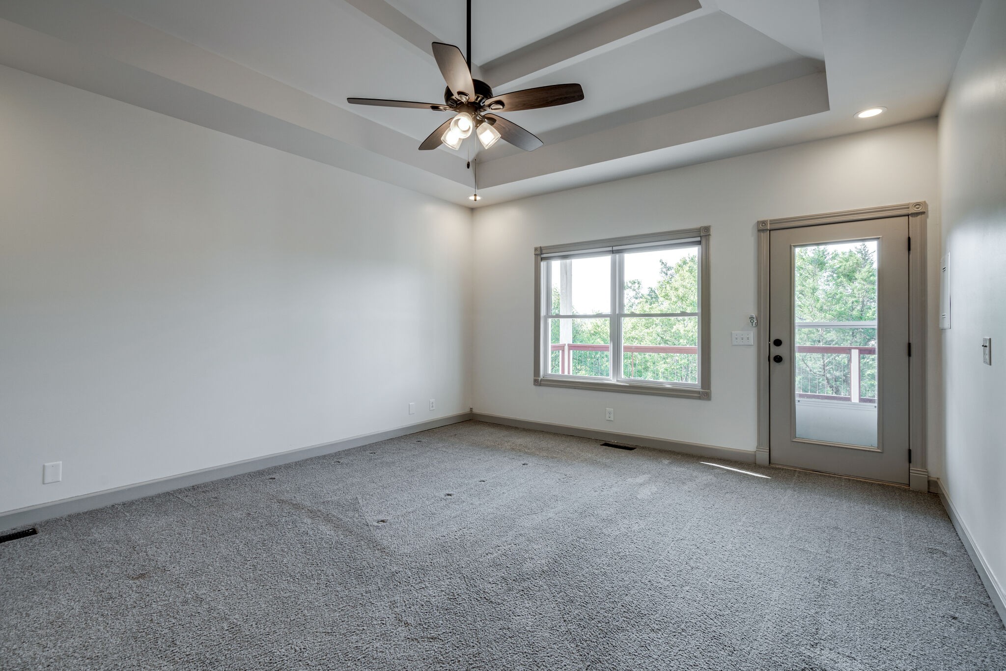 935 Barnes Road Antioch, TN 37013 - Photo 16 of 47 an empty room with windows and fan