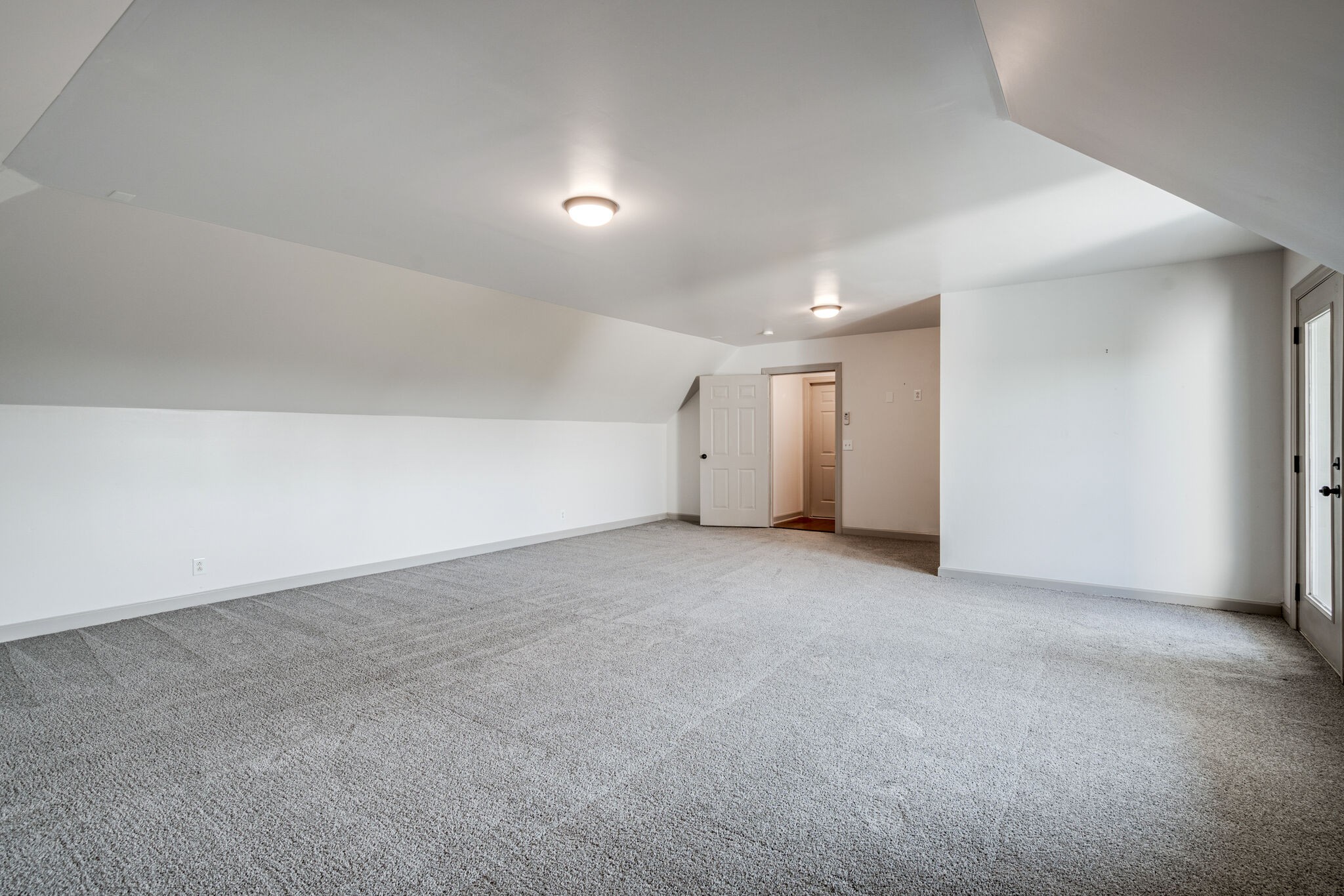 935 Barnes Road Antioch, TN 37013 - Photo 27 of 47 a view of an empty room