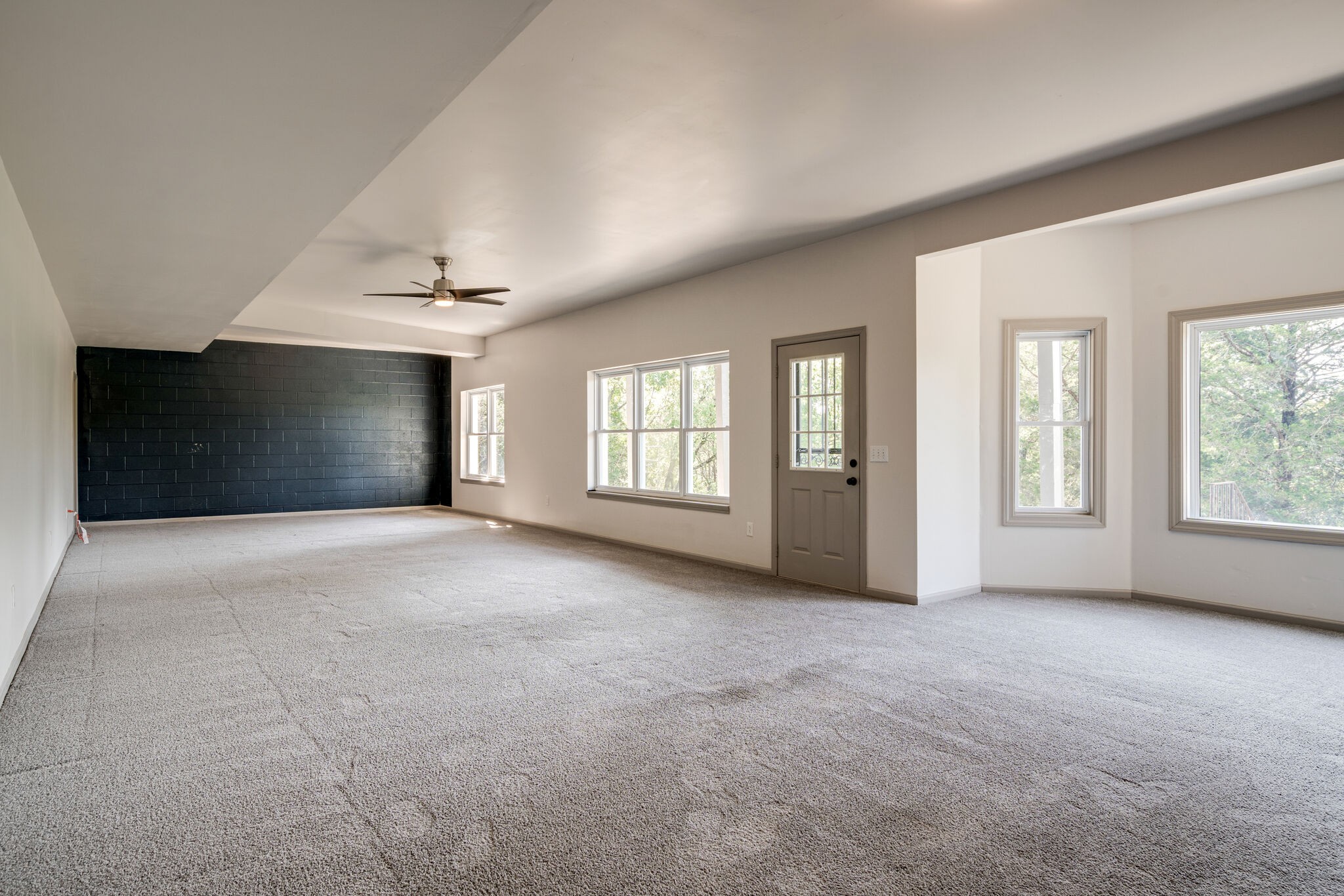935 Barnes Road Antioch, TN 37013 - Photo 29 of 47 a view of an empty room with a window