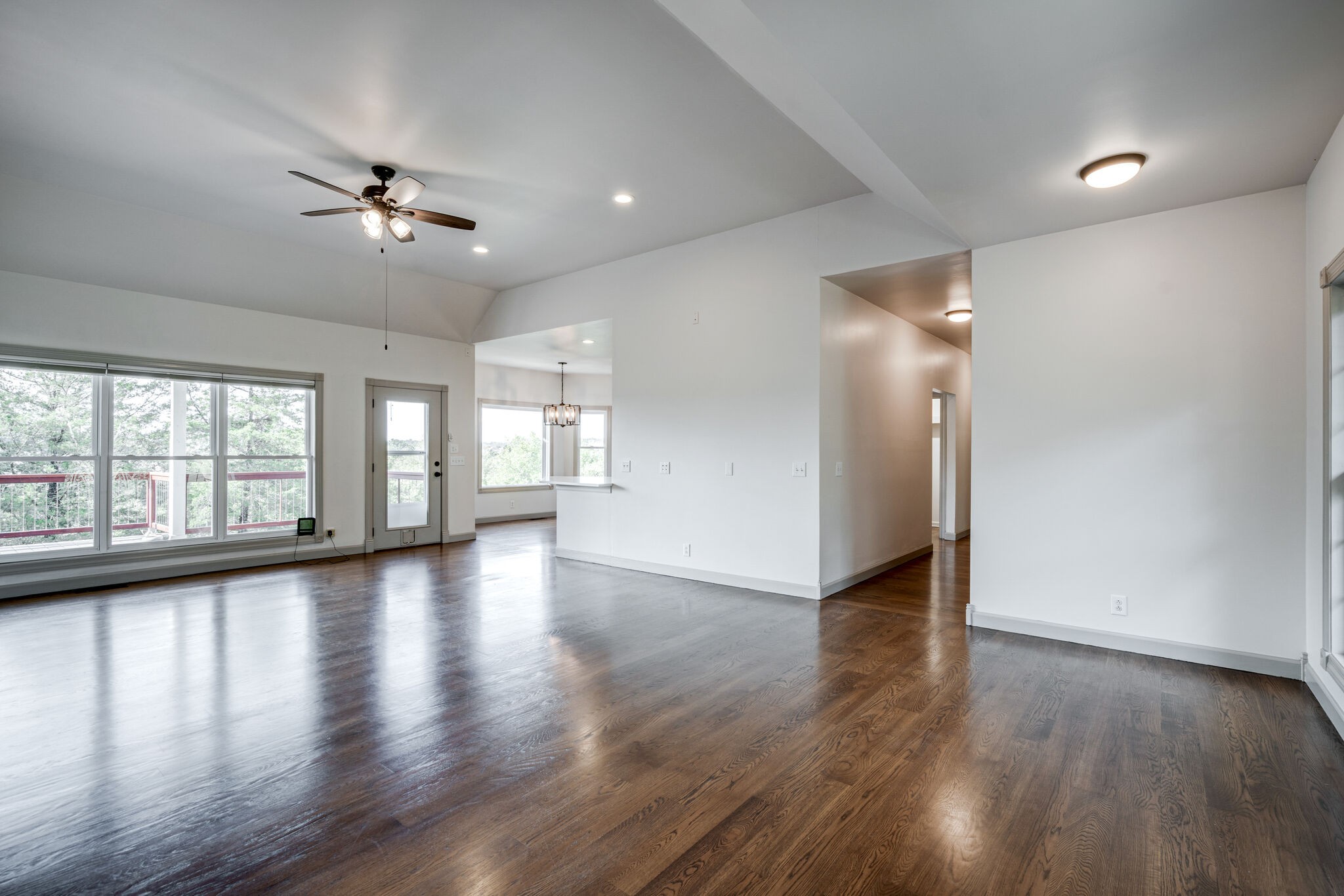 935 Barnes Road Antioch, TN 37013 - Photo 5 of 47