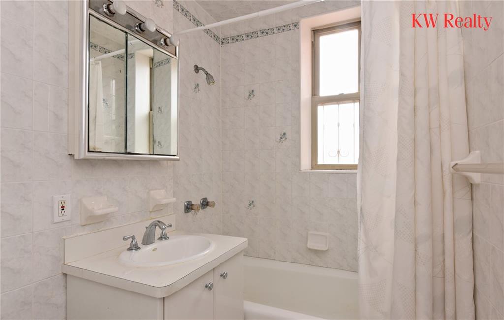 9437 Shore Road, Unit C6 Brooklyn, NY 11209 - Photo 7 of 11 Gallery Image 7