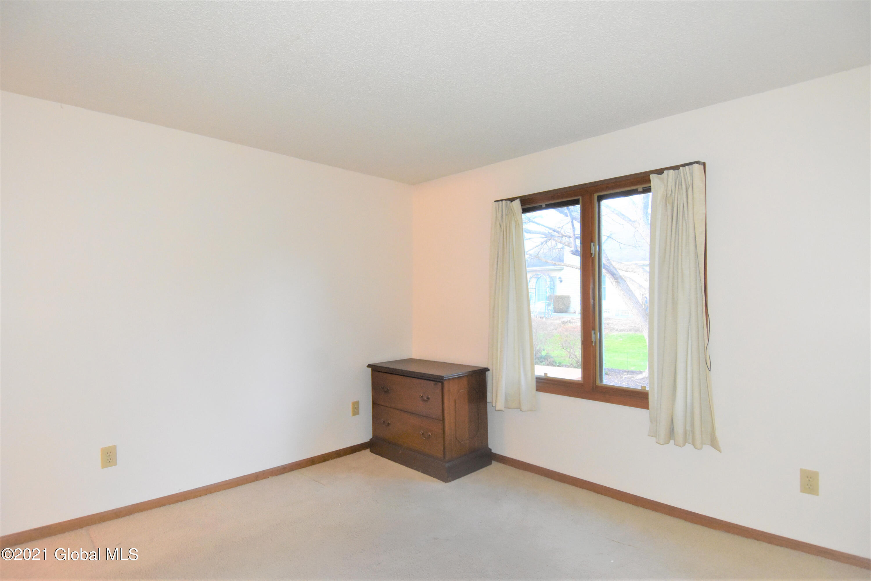 9 York Road Bethlehem, NY 12077 - Photo 16 of 29 BD 3