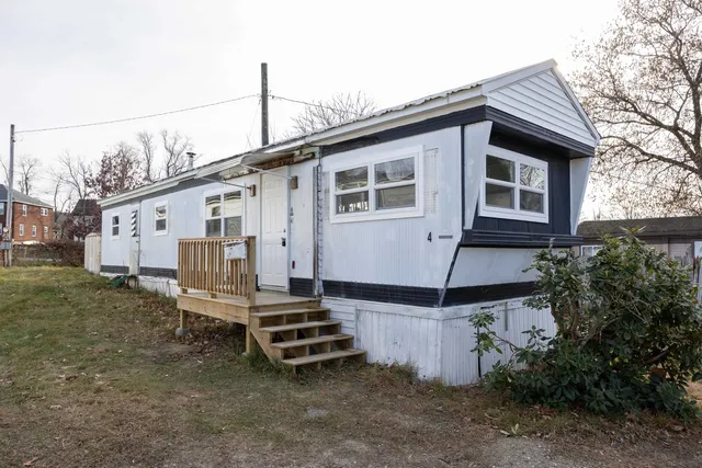 $59,999 | 4 Rodger Road, Allenstown, NH 03275