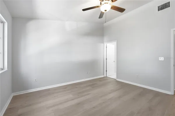 $2,600 | 3731 West Cass Street, Tampa, FL 33609