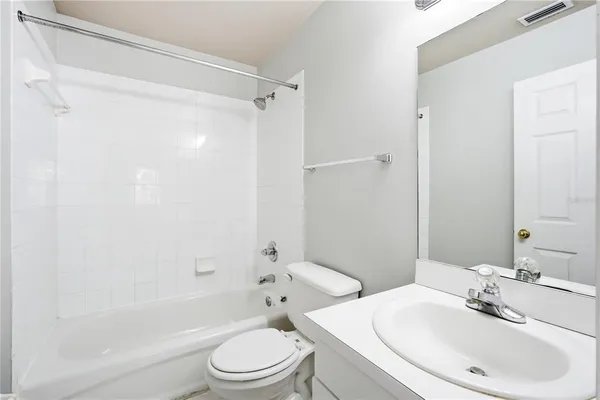 $2,600 | 3731 West Cass Street, Tampa, FL 33609