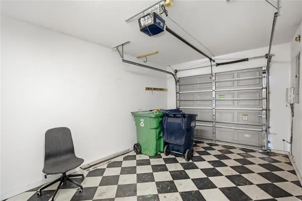 $2,600 | 3731 West Cass Street, Tampa, FL 33609