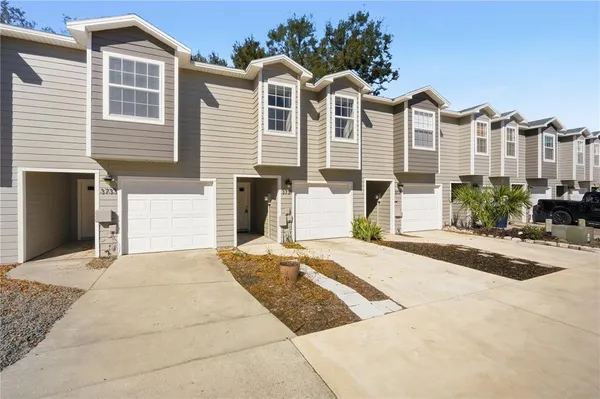 $2,600 | 3731 West Cass Street, Tampa, FL 33609