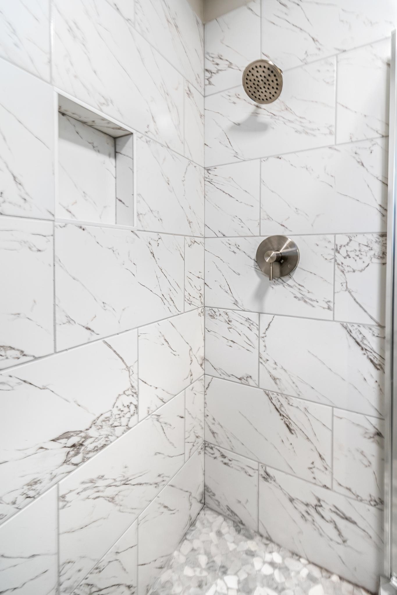 3036 Canyon Road Memphis, TN 38134 - Photo 14 of 24 a bathroom with a shower