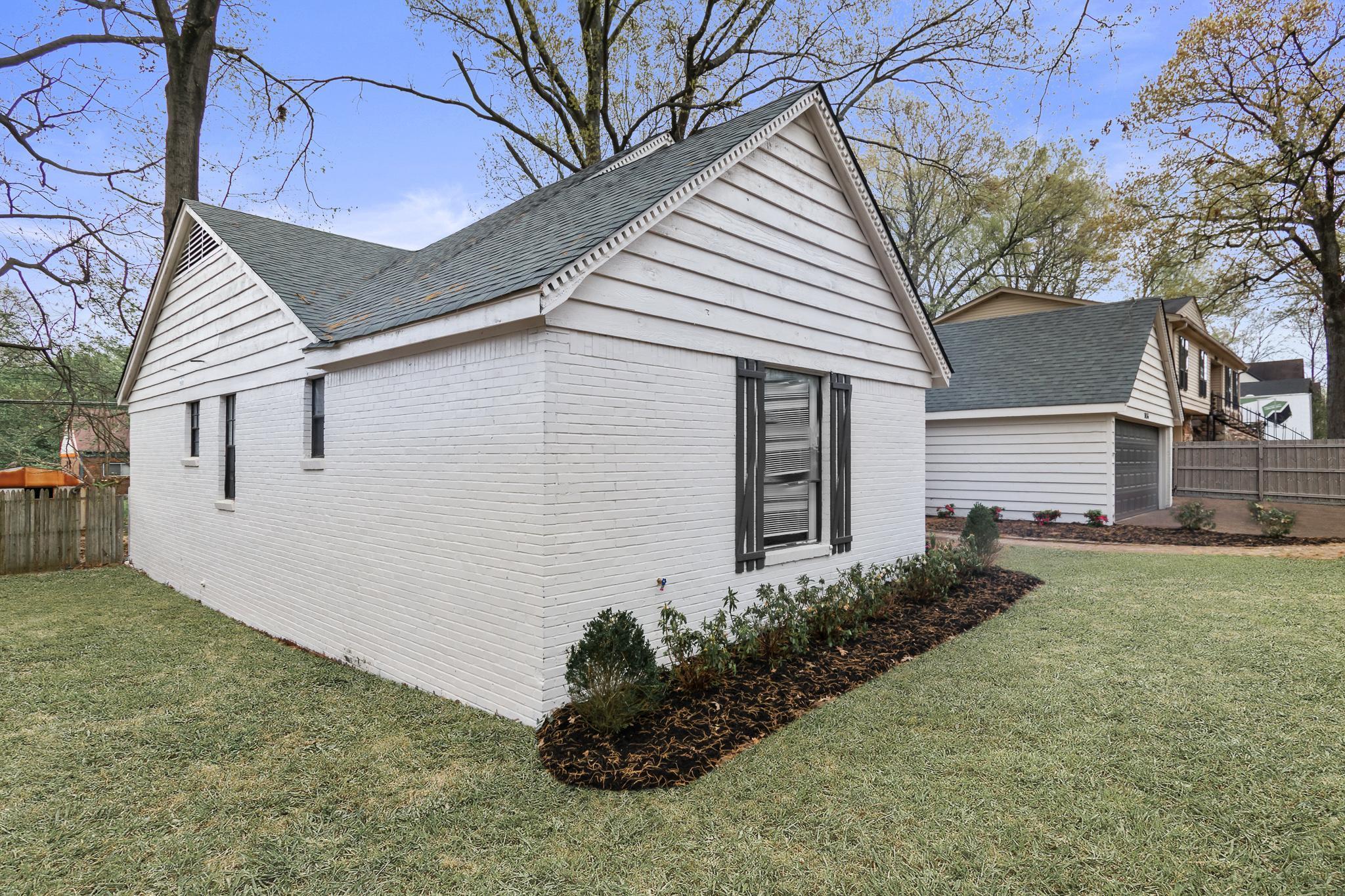 3036 Canyon Road Memphis, TN 38134 - Photo 3 of 24
