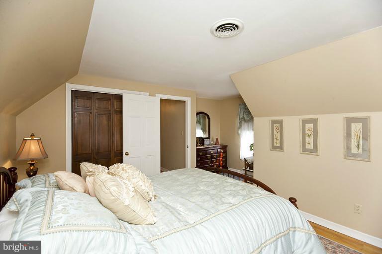 60 Kinlock Road Inwood, WV 25428 - Photo 18 of 30 Bedroom