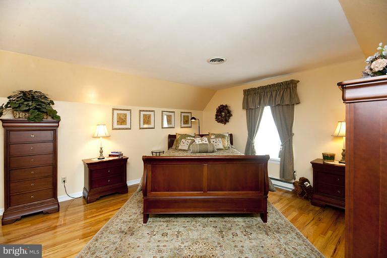 60 Kinlock Road Inwood, WV 25428 - Photo 20 of 30 Bedroom