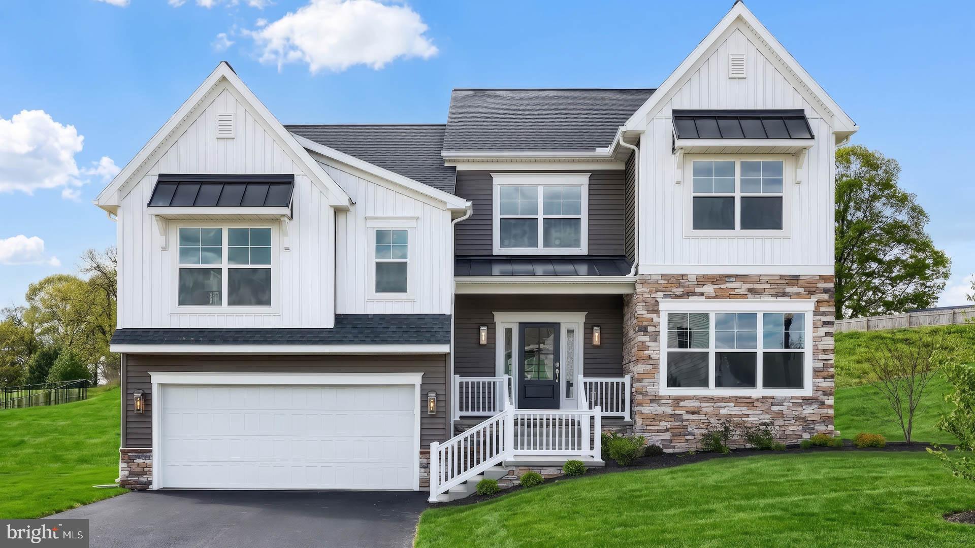 15 Vista Court Lititz, PA 17543 - Photo 1 of 27