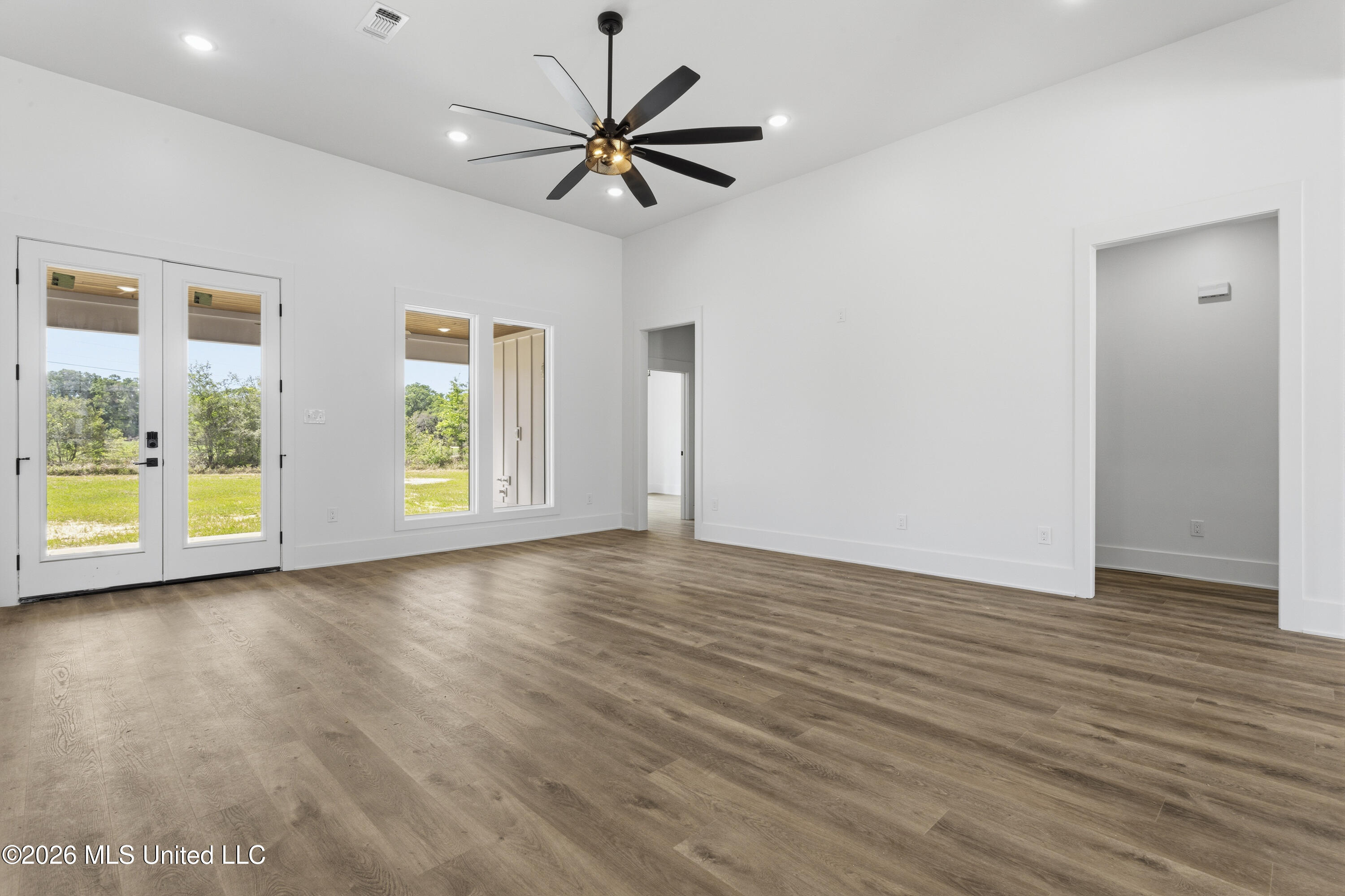 4180 Longleaf Lane Saucier, MS 39574 - Photo 16 of 51 00009