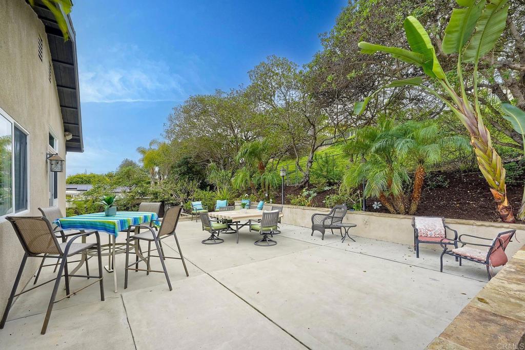 1871 Valencia Avenue Carlsbad, CA 92008 - Photo 36 of 41