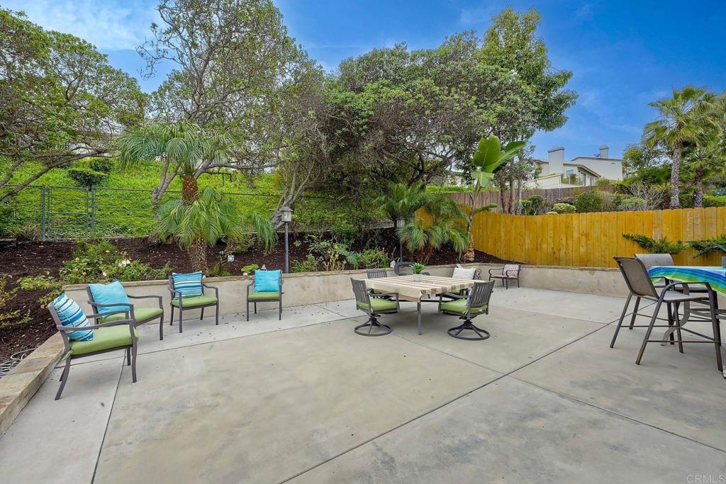 1871 Valencia Avenue Carlsbad, CA 92008 - Photo 38 of 41