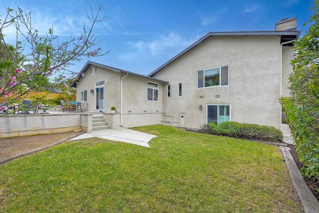 1871 Valencia Avenue Carlsbad, CA 92008 - Photo 39 of 41